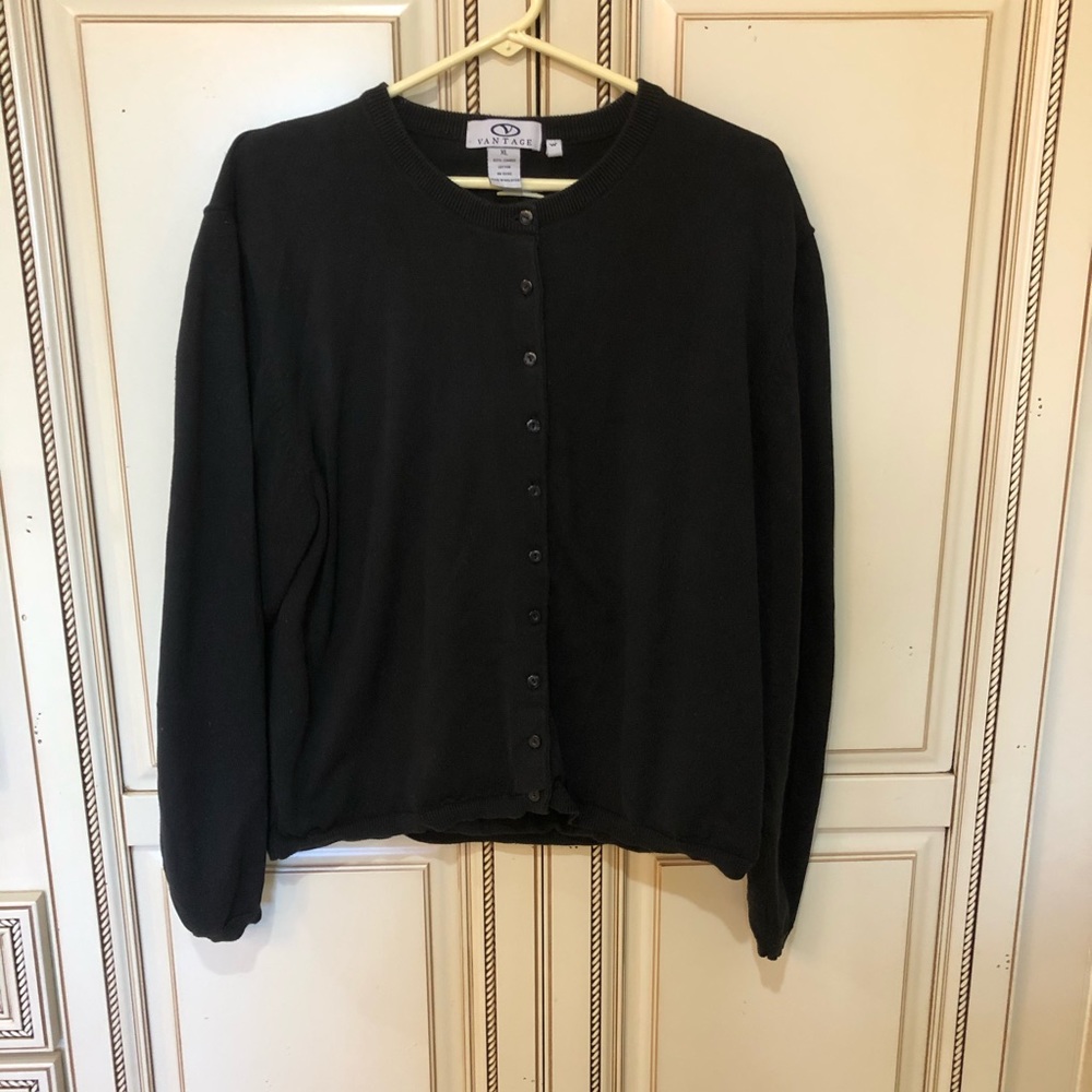 The Essential Long-Sleeve Black Cardigan Size XL